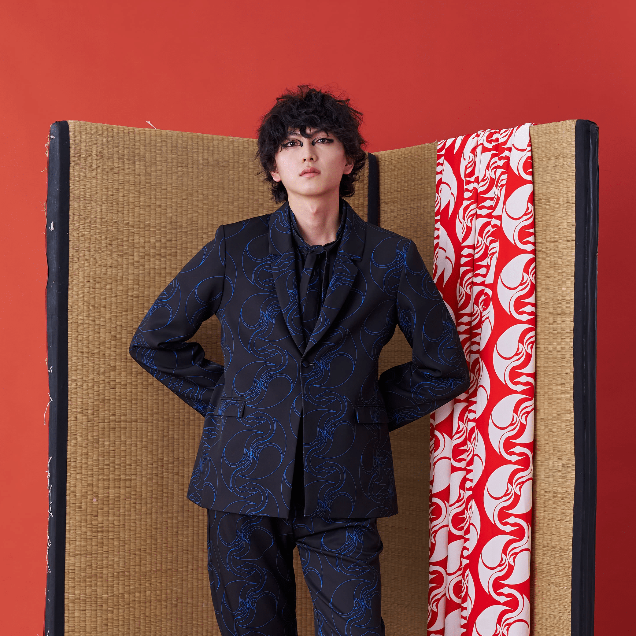 Japanese Crest White Crane Print Suit Jacket - Avant Gardist