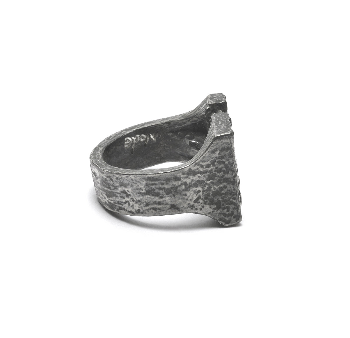 weathering - Square sterling silver signet ring - Avant Gardist