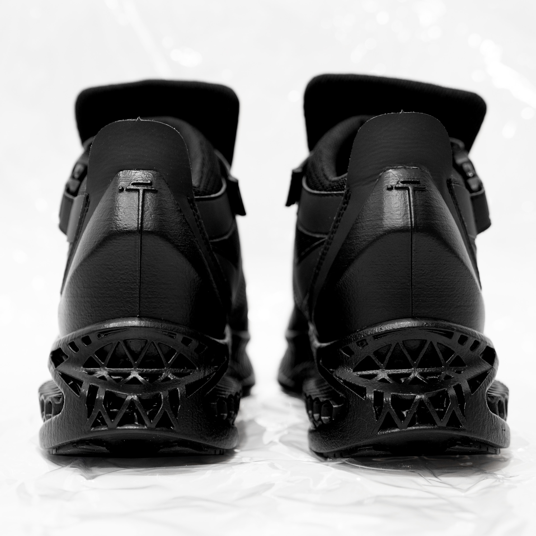 3D Printed Deer Hoof Sneakers - Avant Gardist