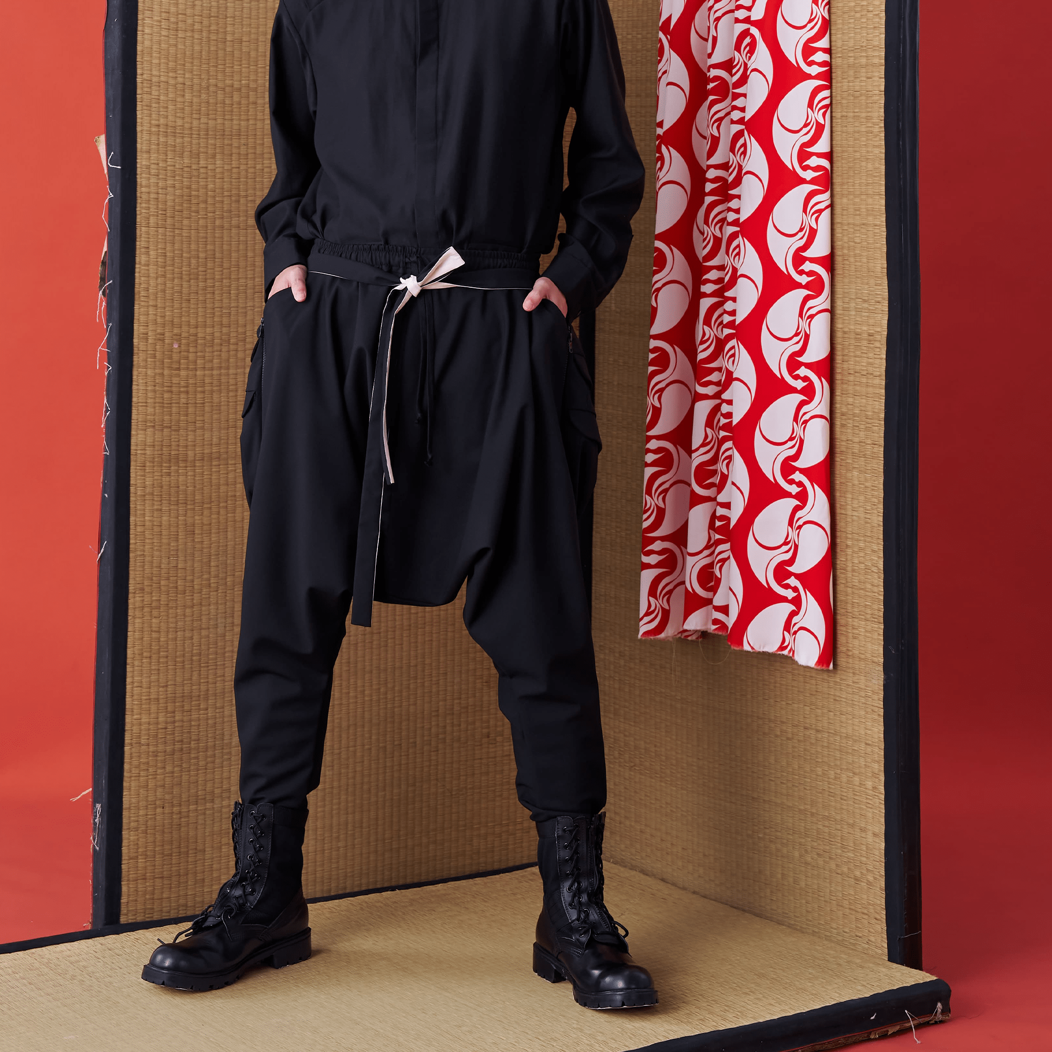 Back deconstructed color-blocked low-rise pants - Avant Gardist