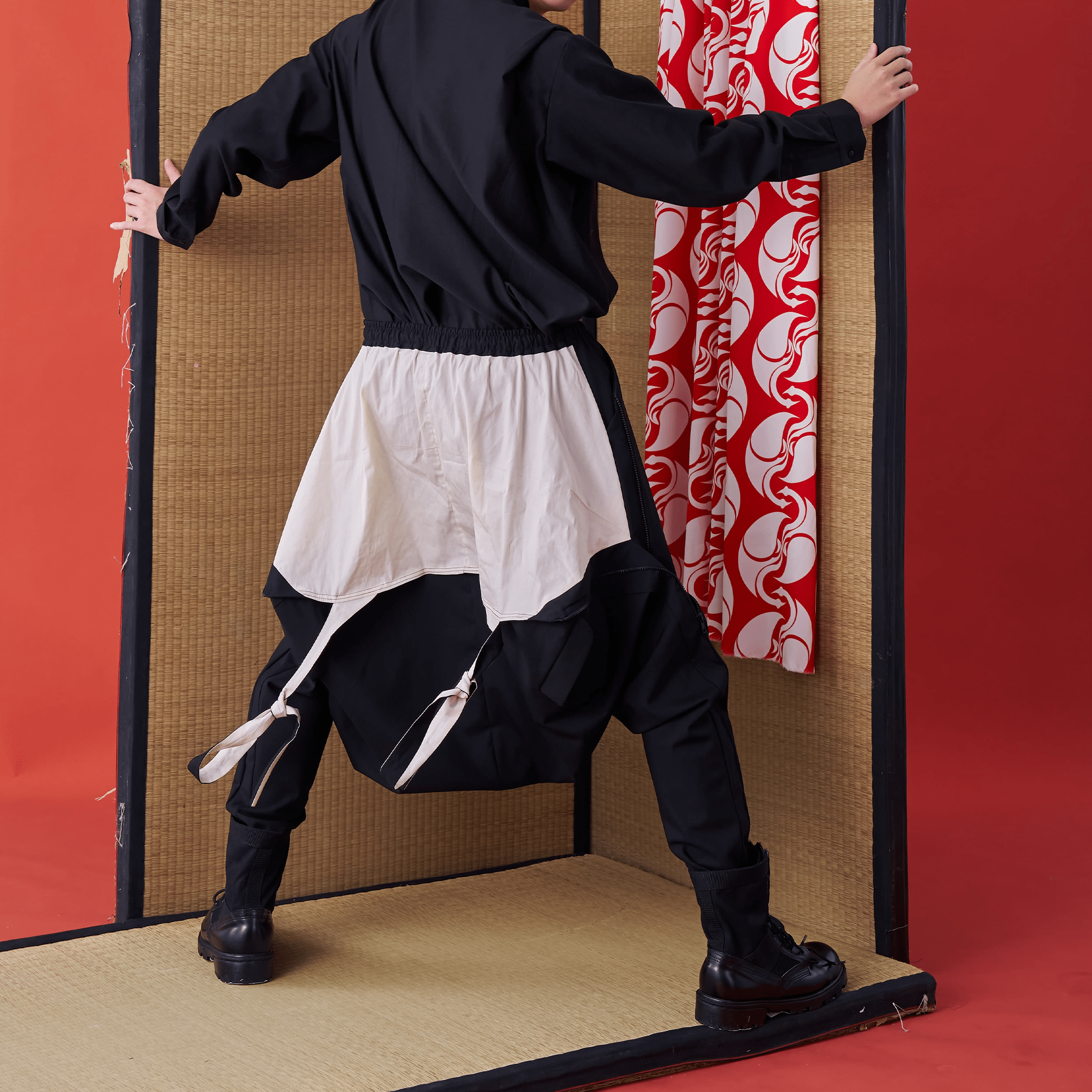 Back deconstructed color-blocked low-rise pants - Avant Gardist