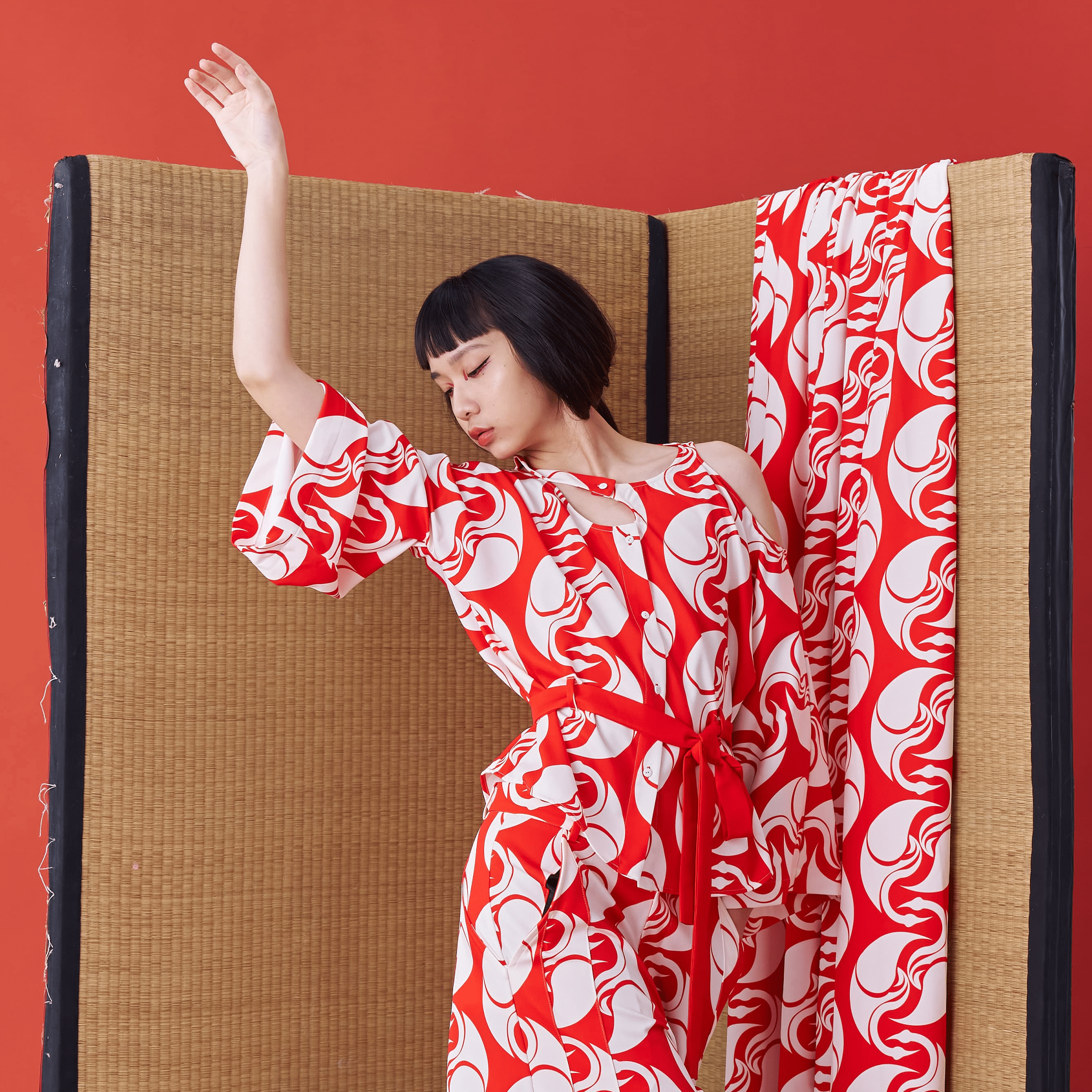 Deconstructed Japanese Kimono-inspired Wide Sleeve Tie Shirt - Avant Gardist
