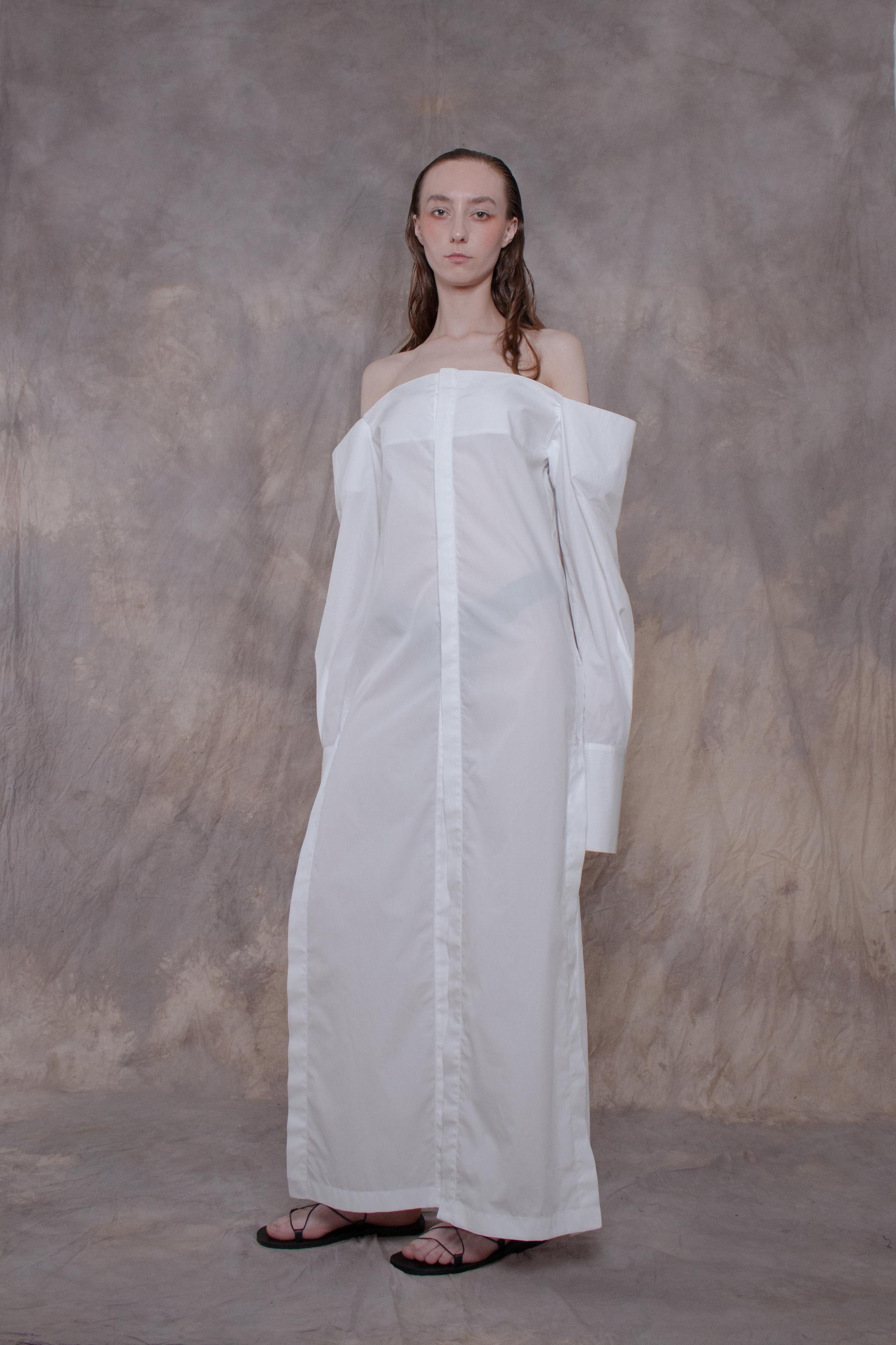 Elongated Cropped White Cotton Shirt - Avant Gardist