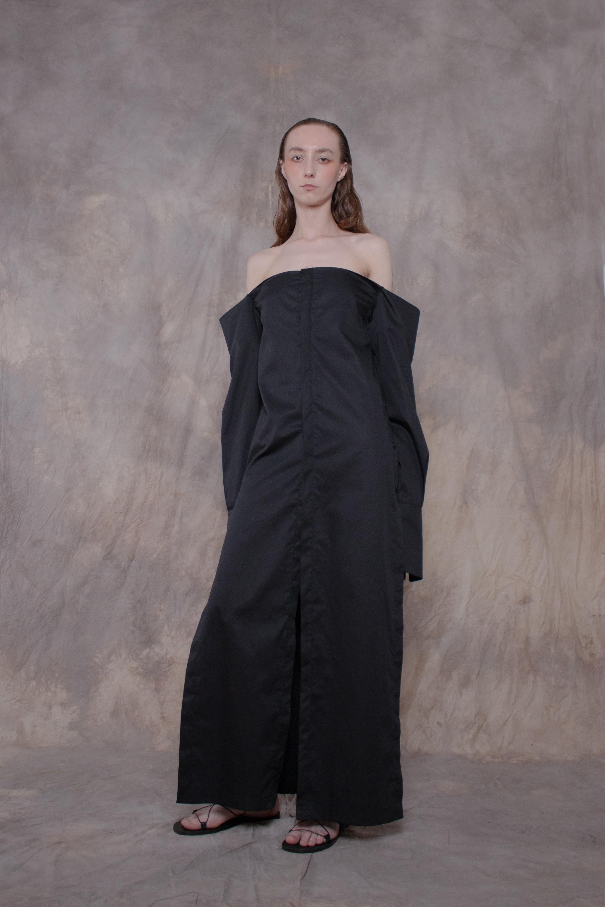 Elongated Cropped Black Cotton Shirt - Avant Gardist