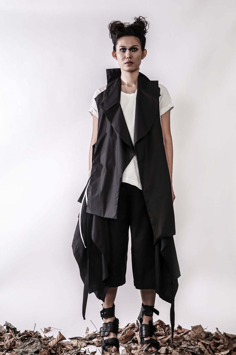 Asymmetric Collar