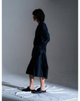 CROPPED SHOULDER JACKET (PINSTRIPE)