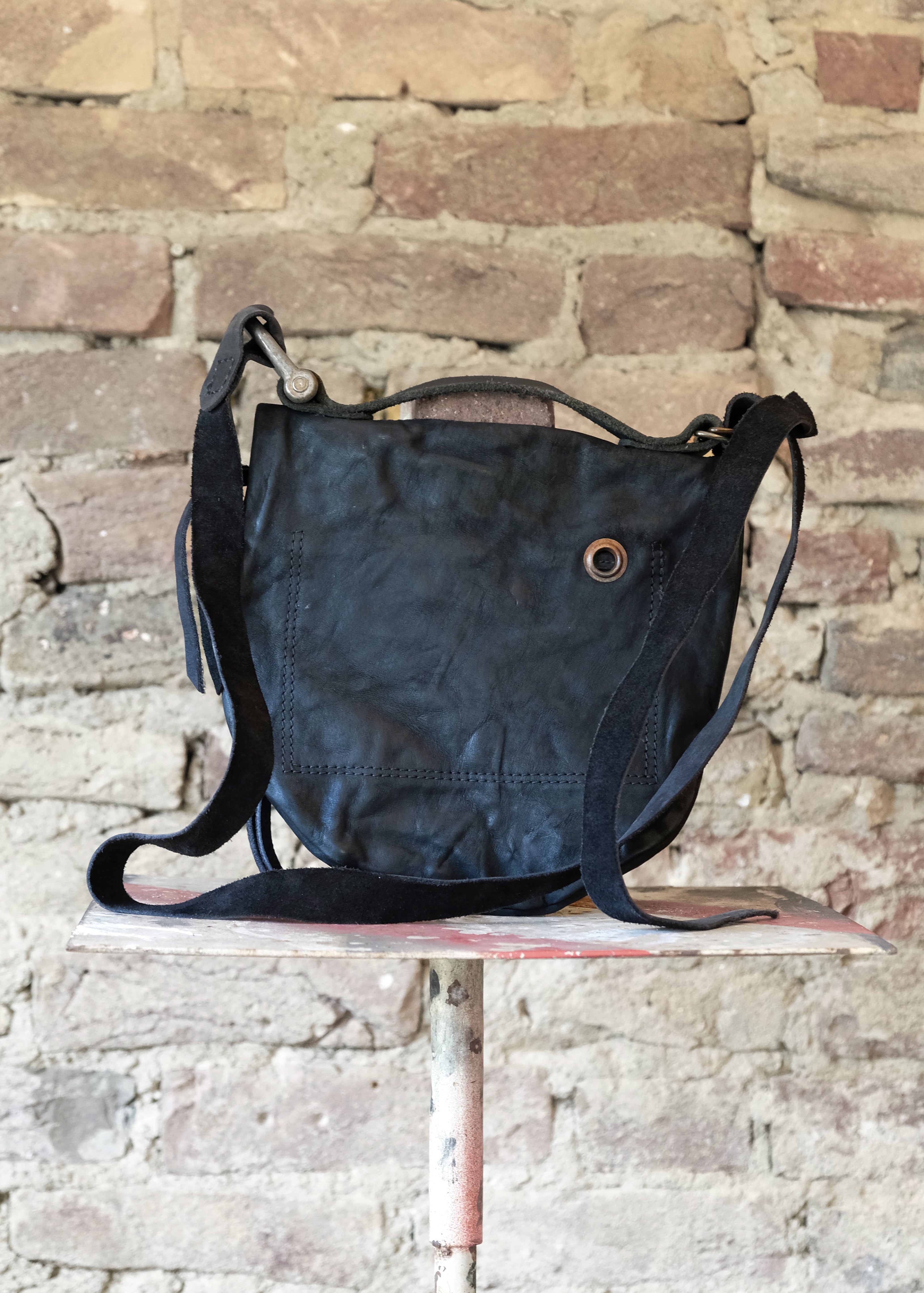 LENA LEATHER FOLDED BAG - WINNIE WITT x 0.hide - Avant Gardist