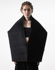 EXAMPLE 5-way transforming piece: clutch / scarf