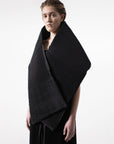 EXAMPLE 5-way transforming piece: clutch / scarf