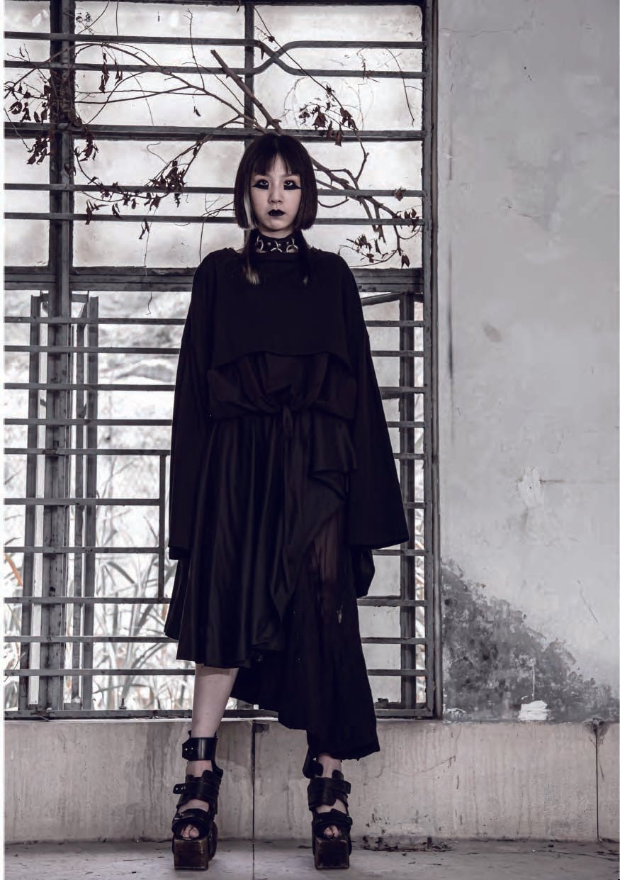 Double Layer T-Shirt - Avant Gardist