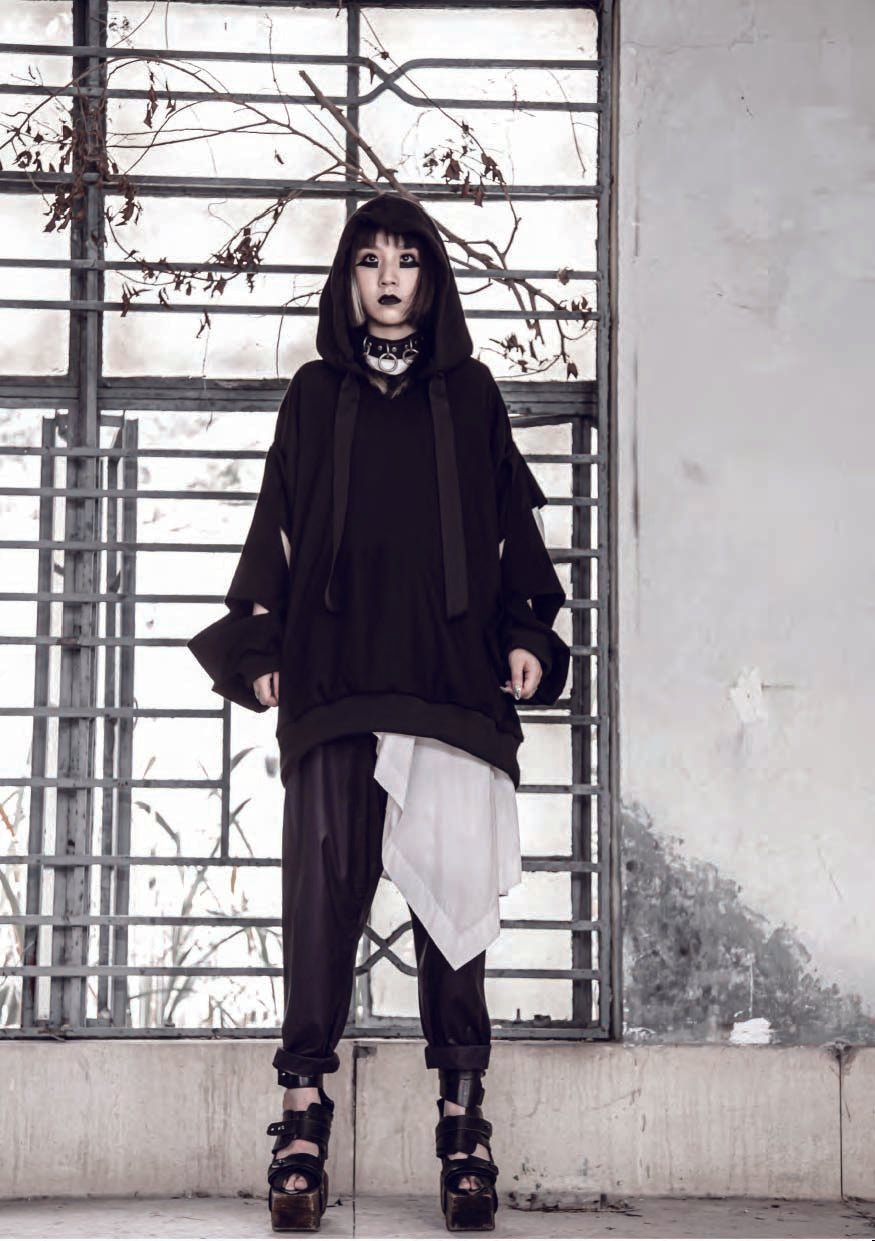 Mix Fabric Hooded Sweater - Avant Gardist