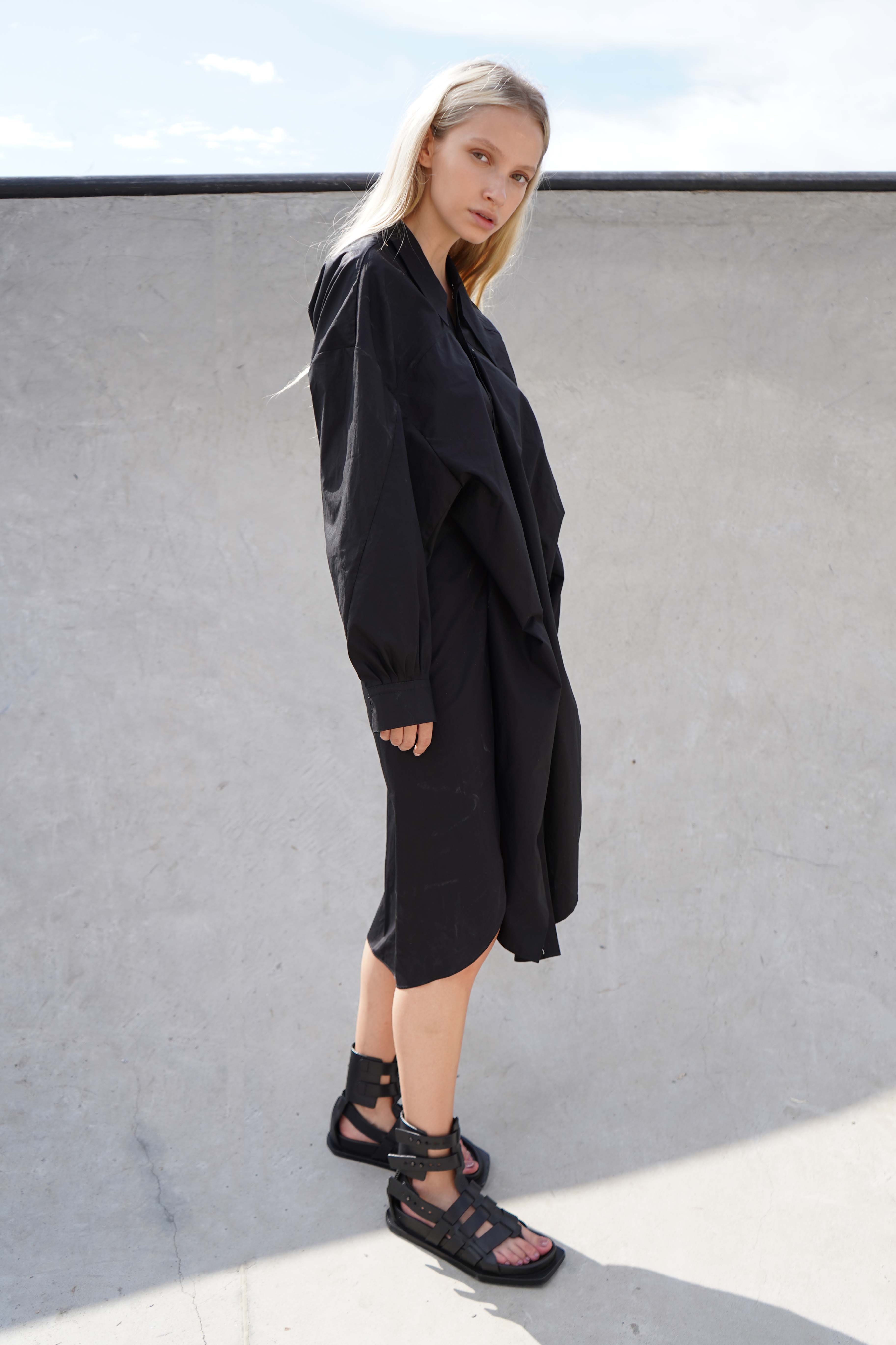 LINDA SPILT COLLAR SHIRT DRESS