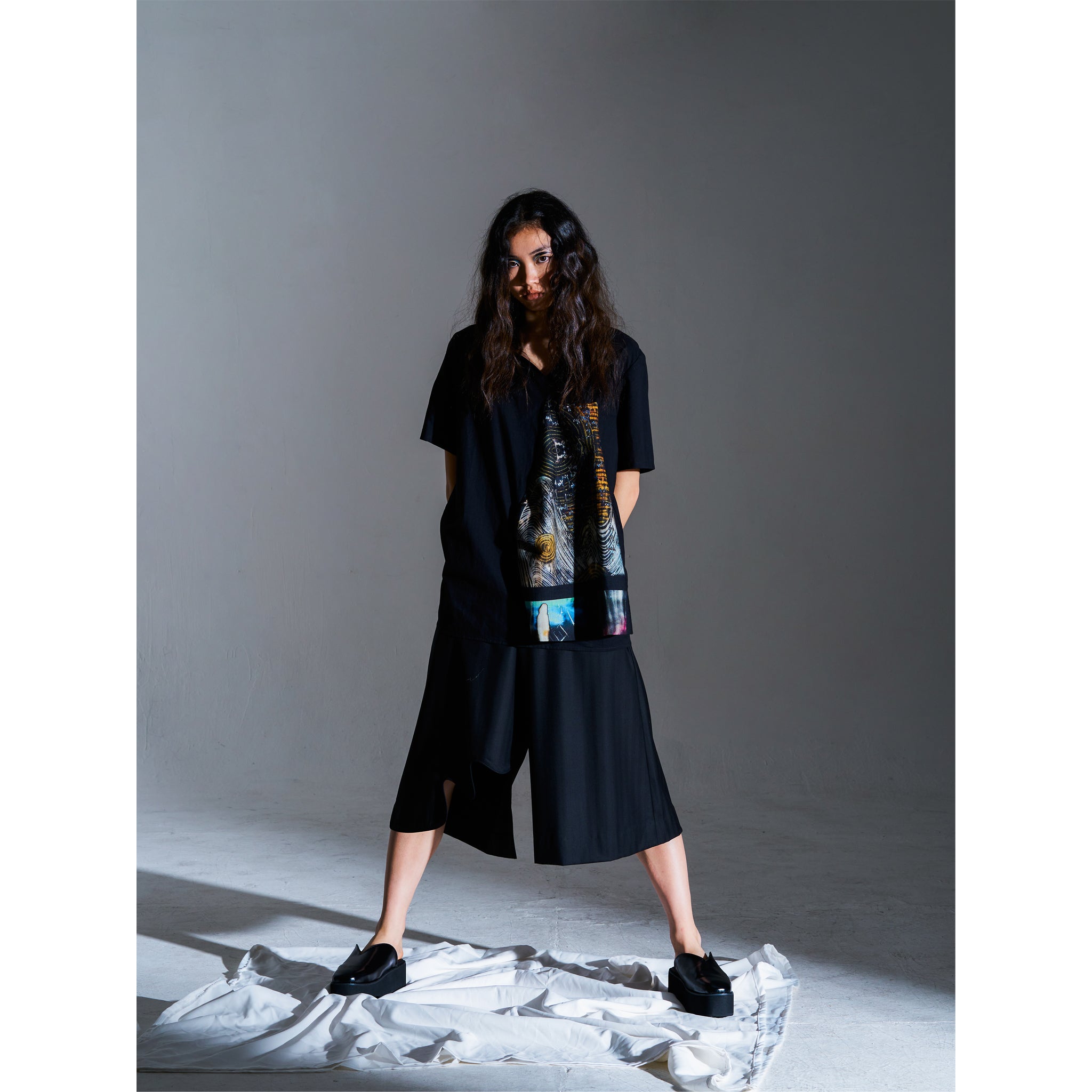 VOICE WITHOUT TRACE SHORTS