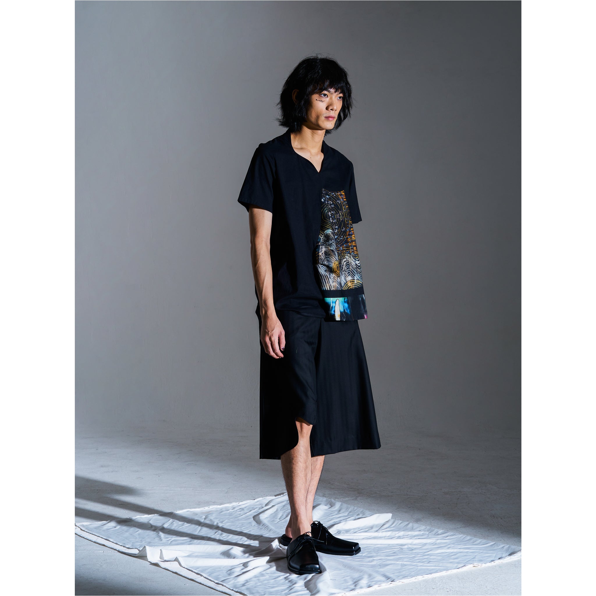 VOICE WITHOUT TRACE SHORTS