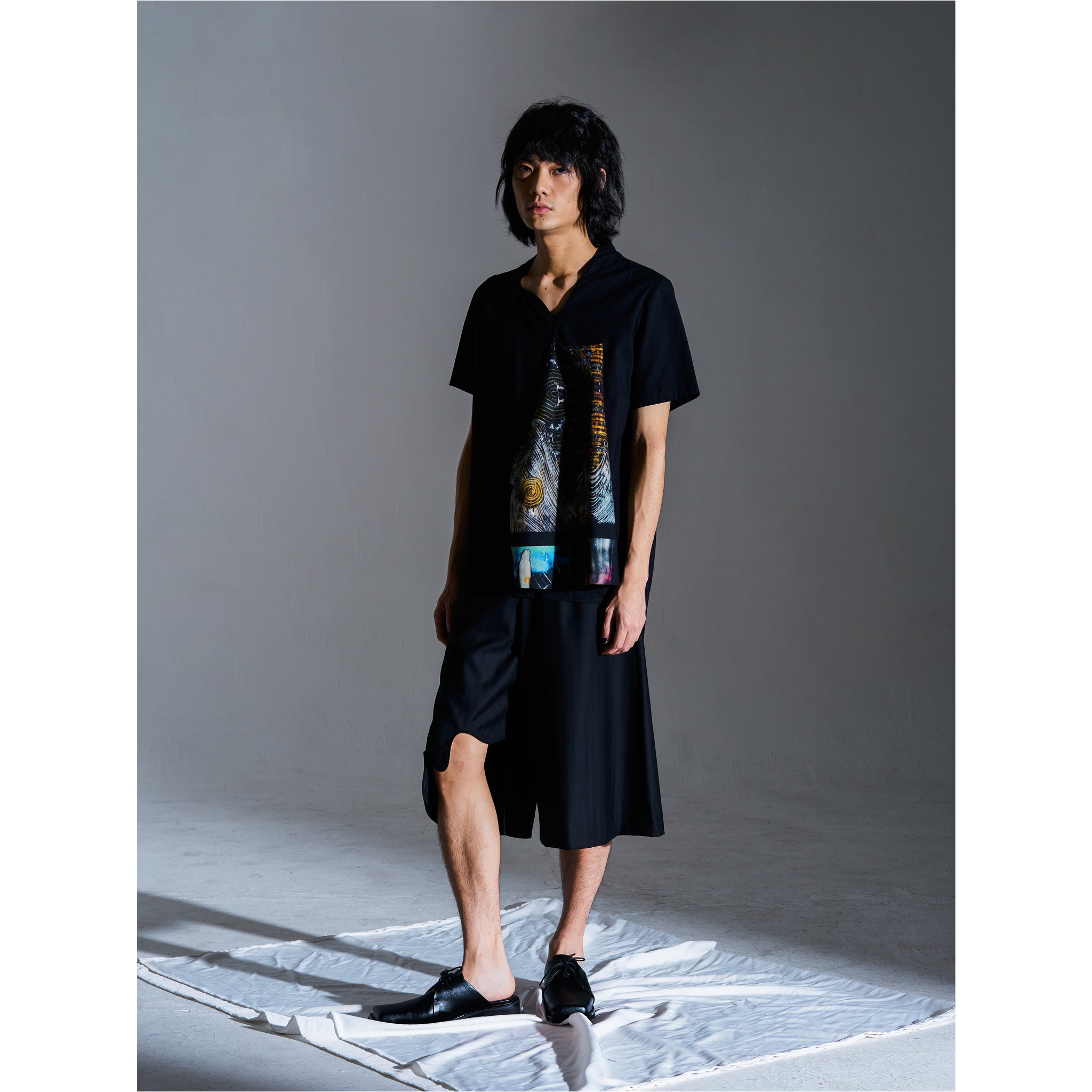 VOICE WITHOUT TRACE SHORTS