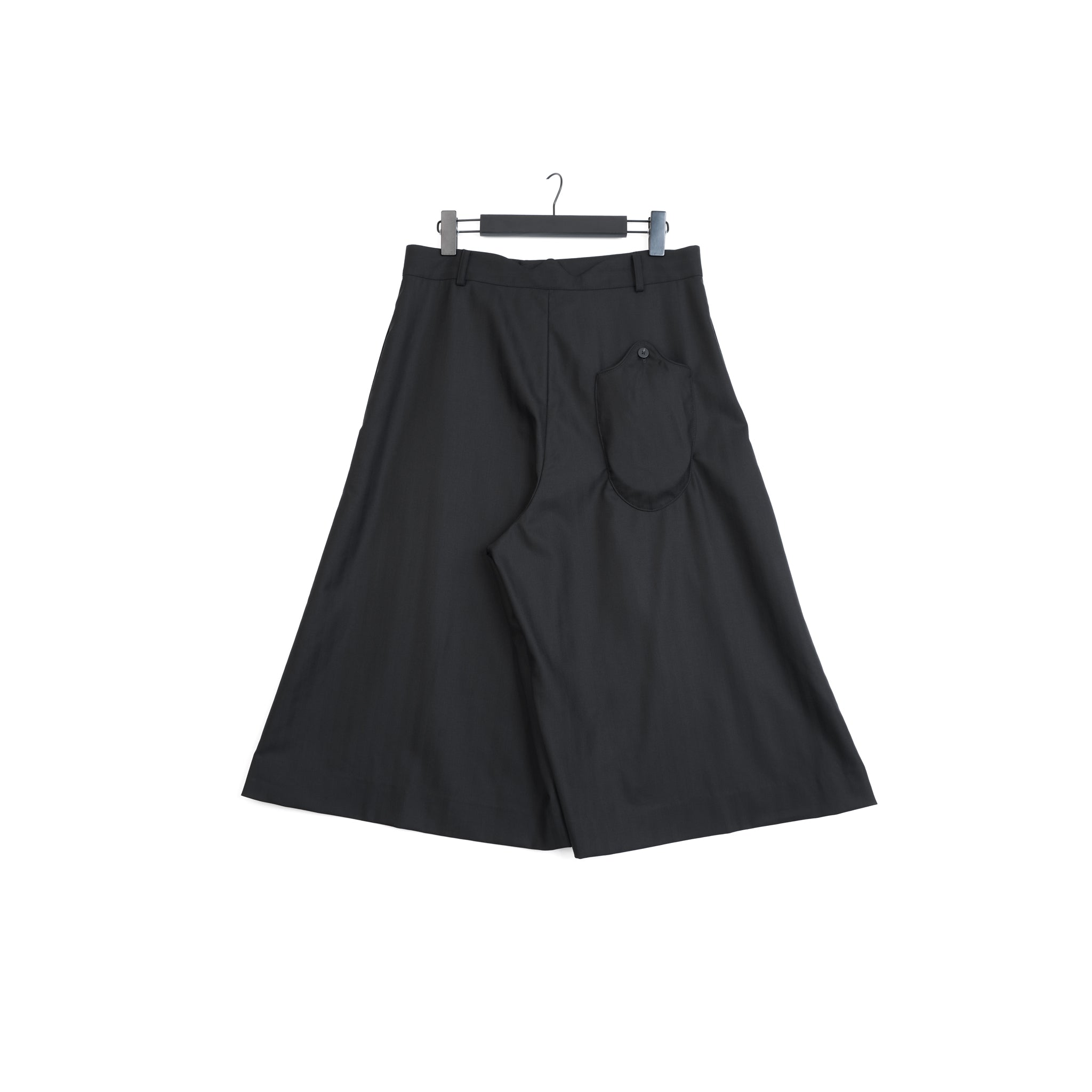 VOICE WITHOUT TRACE SHORTS
