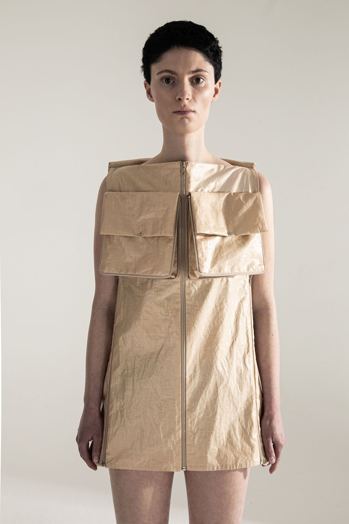CONTAINER 5-way transforming piece: dress / vest - Avant Gardist