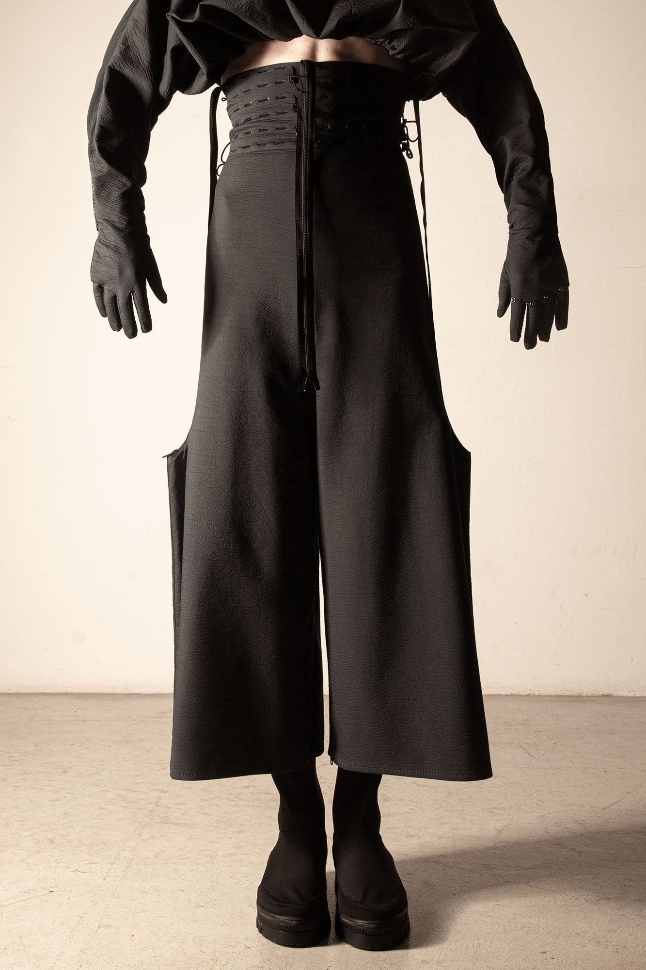 QUOTA 20+-way transforming piece: jumpsuit/dress/hoodie/top/sleeves/trousers/skirt