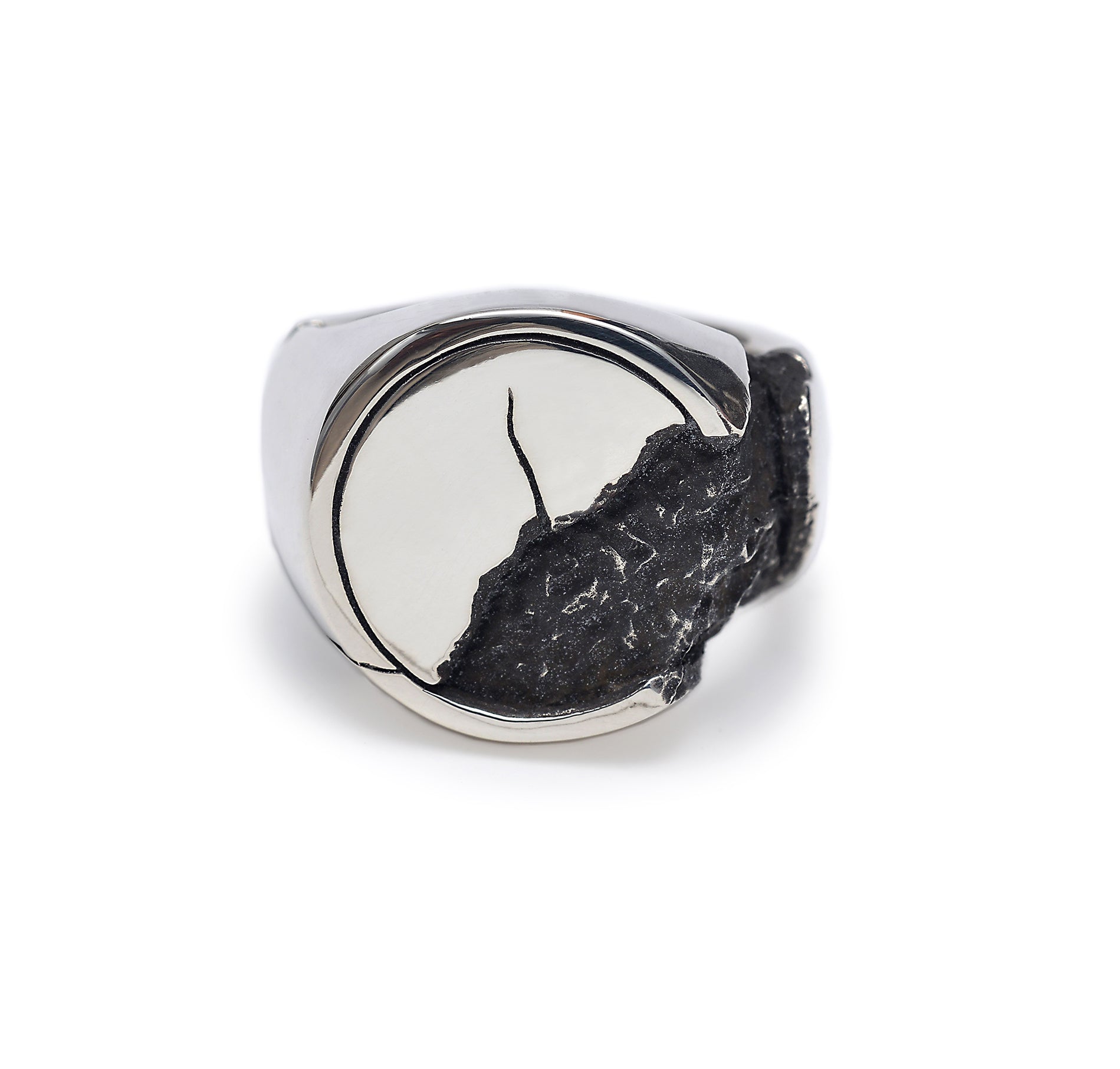 erosion - Round sterling silver signet ring