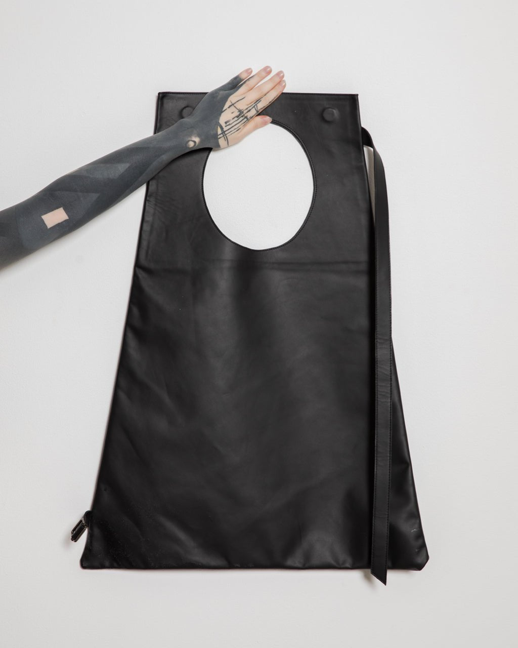 Trapezoidal Moon Strapped Tote Bag - Avant Gardist