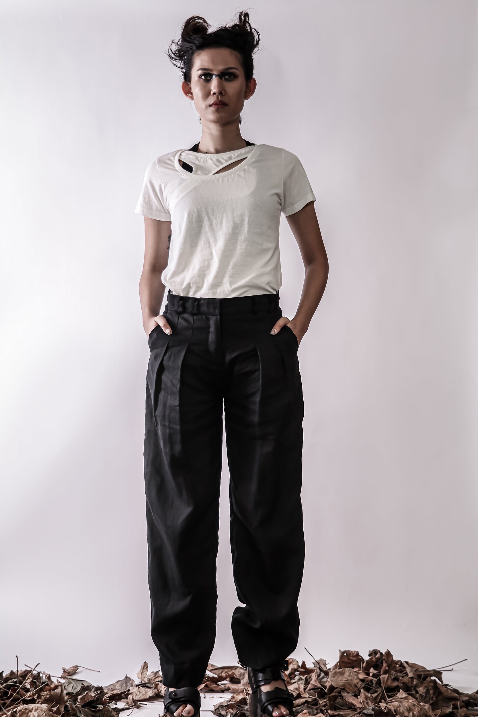 Double Layered Asymmetric Circle T-shirt - Avant Gardist