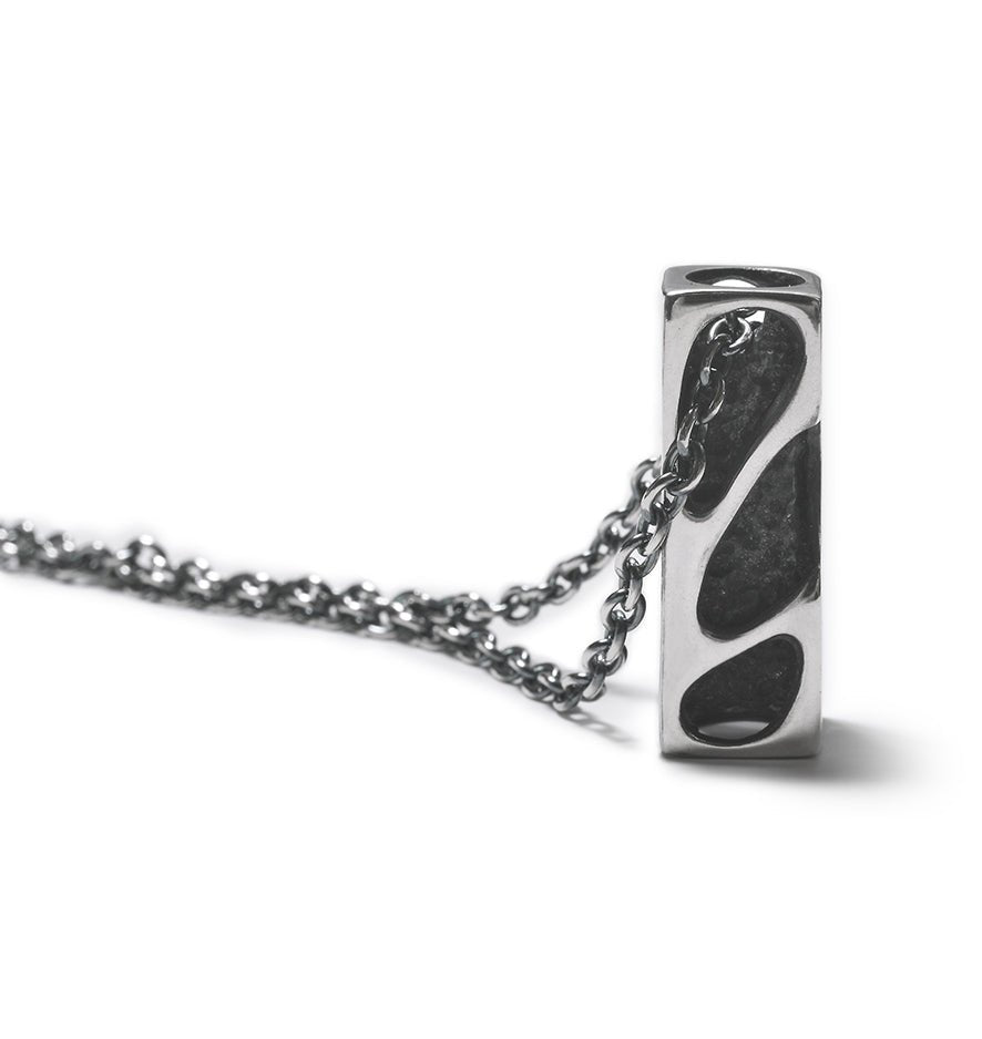 Envelop - Silver necklace with original clasp - Avant Gardist