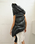 HOODED PUFFER VEST - Avant Gardist